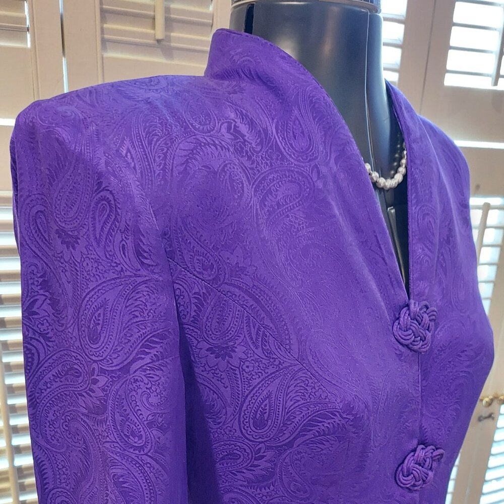Maggy London PURPLE 100% Silk Asian Inspired Dress Suit Size 4P - Picture 2 of 13